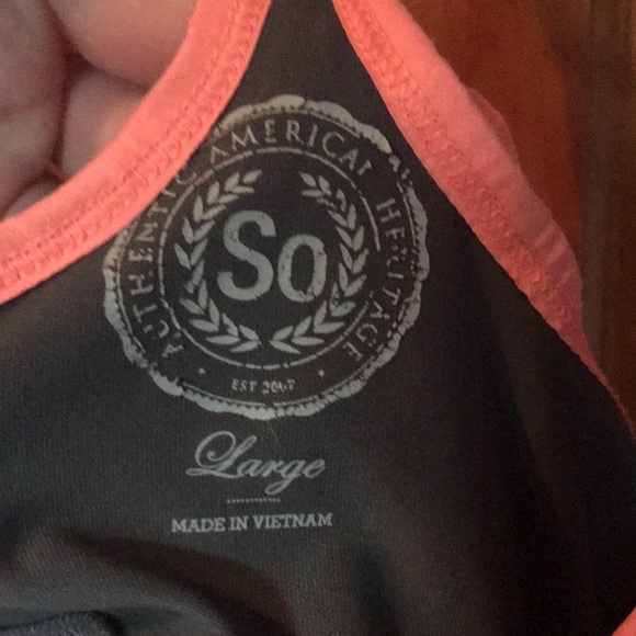 Workout Tank - Picture 3 of 3